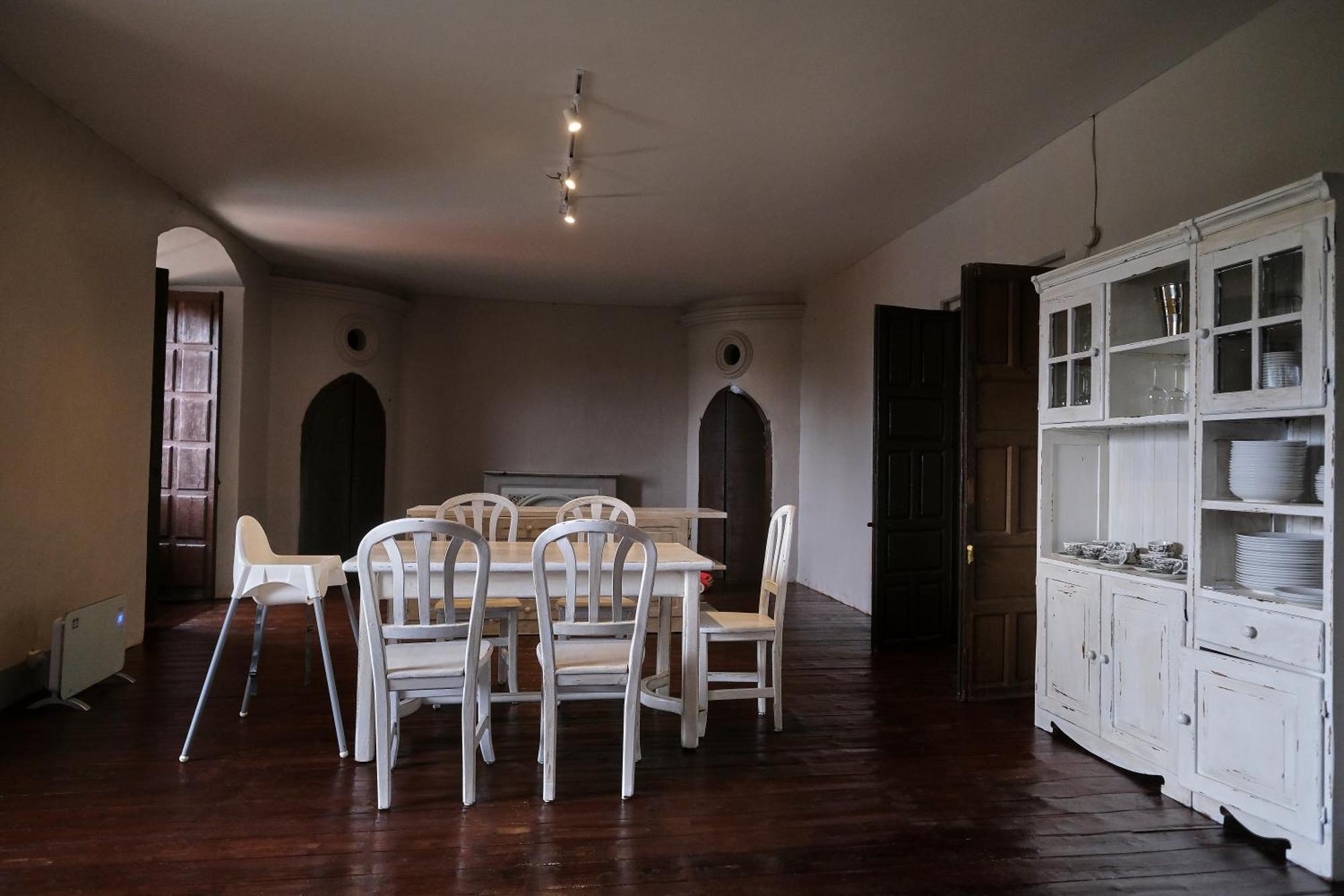 Casa Rural Palacio Conde De Aldana Con Piscina Entre Encinares Y Dehesas Terradillos Eksteriør billede
