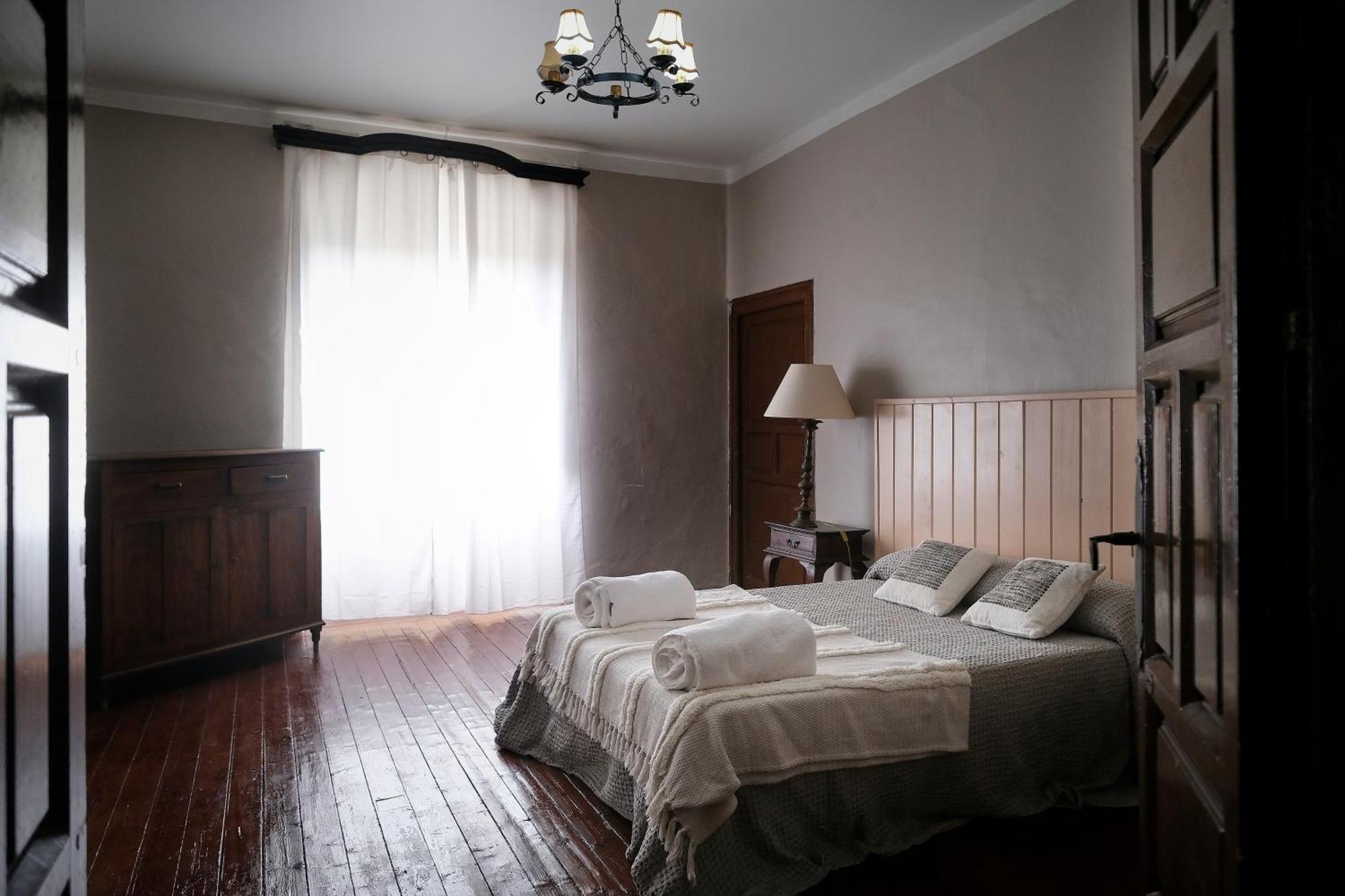 Casa Rural Palacio Conde De Aldana Con Piscina Entre Encinares Y Dehesas Terradillos Eksteriør billede