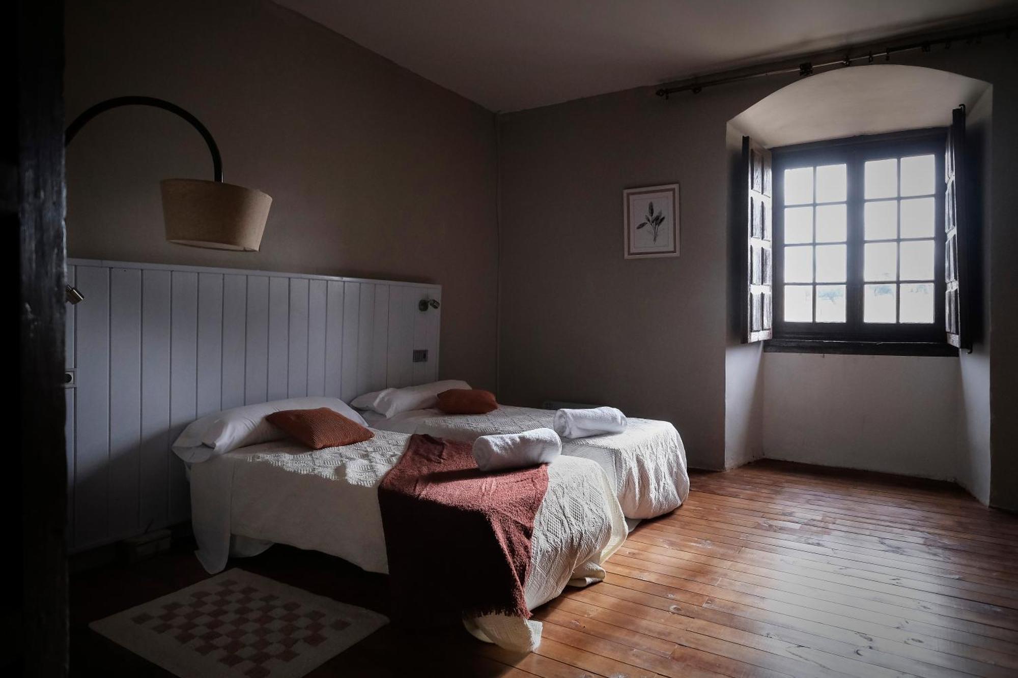 Casa Rural Palacio Conde De Aldana Con Piscina Entre Encinares Y Dehesas Terradillos Eksteriør billede