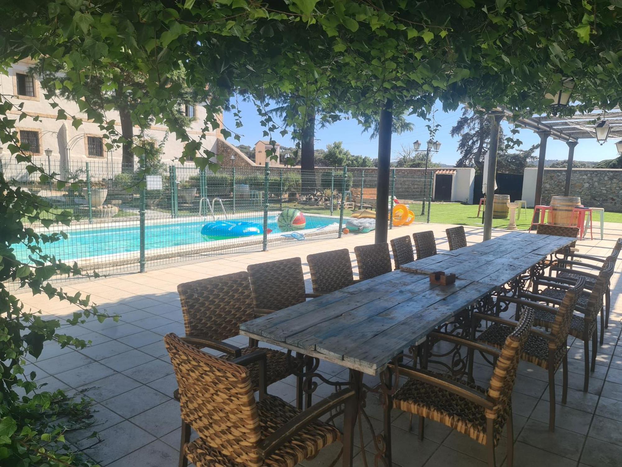 Casa Rural Palacio Conde De Aldana Con Piscina Entre Encinares Y Dehesas Terradillos Eksteriør billede